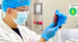 枸杞原浆进行质检